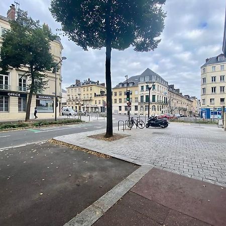 Apartamento Le Gustave, Charme & Equipements Au Coeur De Ruan Exterior foto