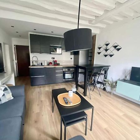 Apartamento Le Gustave, Charme & Equipements Au Coeur De Ruan Exterior foto