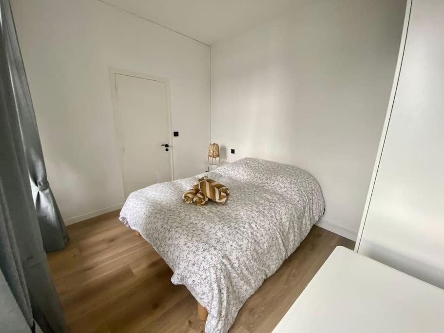 Apartamento Le Gustave, Charme & Equipements Au Coeur De Ruan Exterior foto