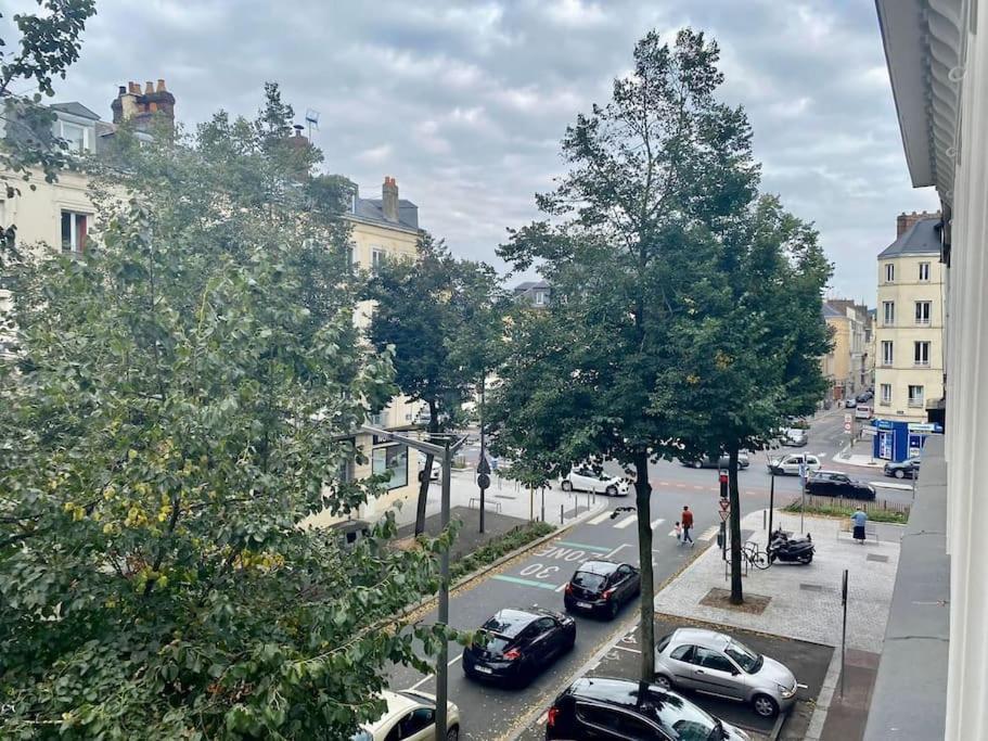 Apartamento Le Gustave, Charme & Equipements Au Coeur De Ruan Exterior foto